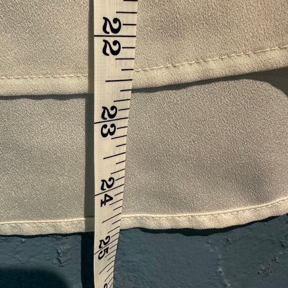 The Limited Size XSmall White Sleeveless Blouse Front Pleats Layering Piece Work - Picture 6 of 9